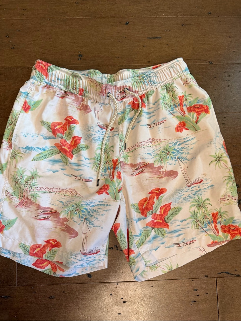 Faherty Men's Beacon Tropical Breeze Swim Trunks size large